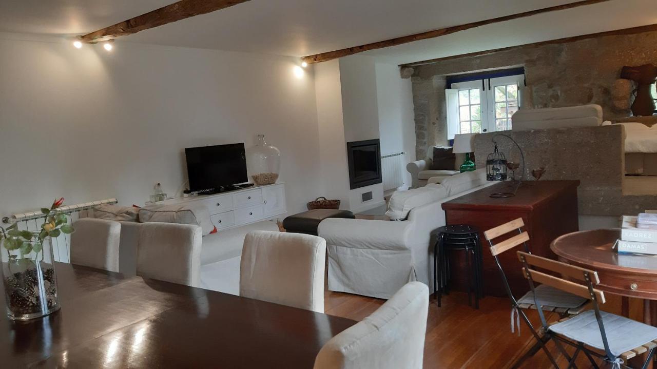 Eido Do Carvalhoso - Casa De Campo Em アルコス・デ・ヴァルデヴェス エクステリア 写真