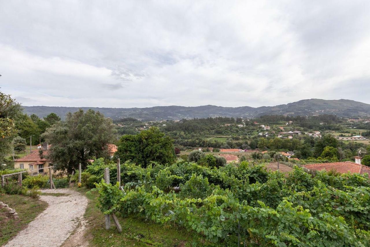 Eido Do Carvalhoso - Casa De Campo Em アルコス・デ・ヴァルデヴェス エクステリア 写真